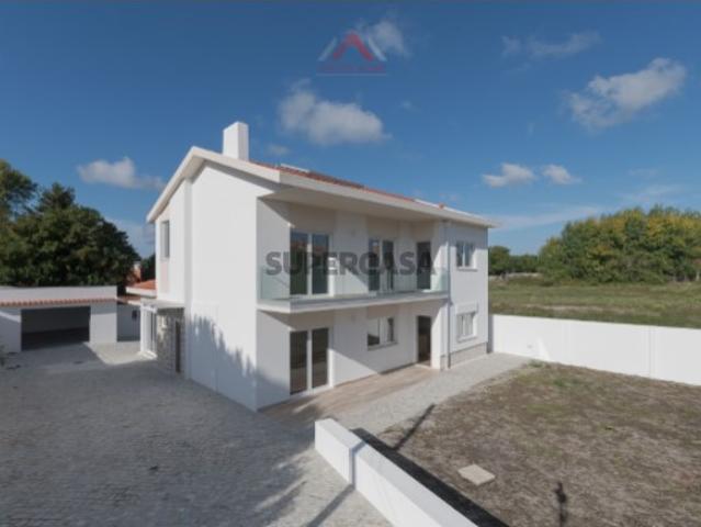 Moradia Isolada T4 Venda em Marinha Grande,Marinha Grande