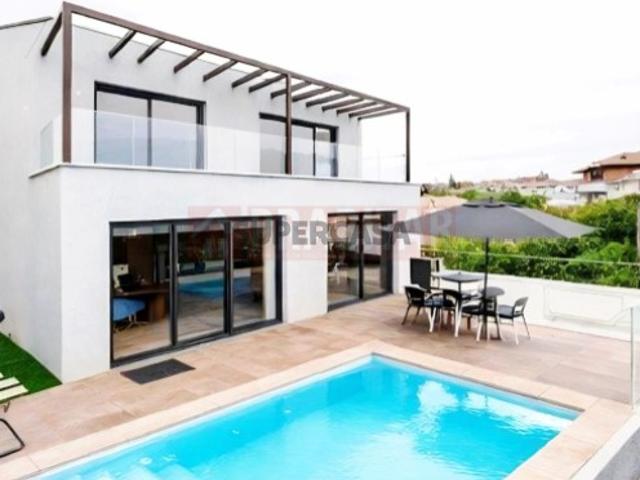 Moradia Isolada T4 Venda em Santo António dos Olivais,Coimbra