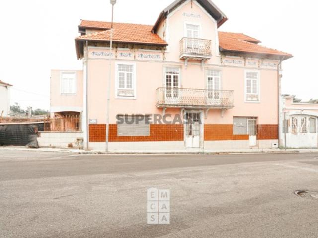 Moradia Isolada T4 Venda em Vila de Cucujães,Oliveira de Azeméis