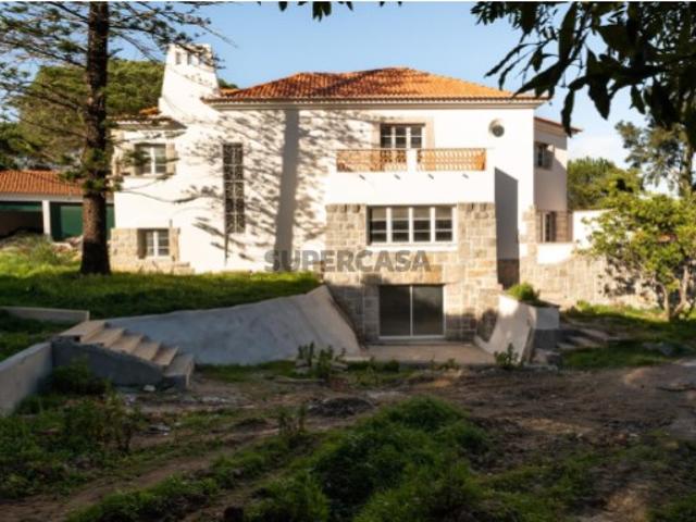 Moradia Isolada T5 + 3 com piscina, Estoril, Cascais