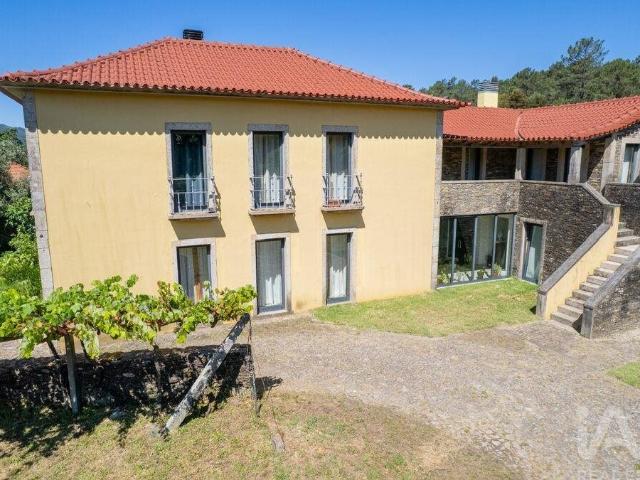 Moradia isolada T5 em Gondar e Orbacém de 401 m² 401m² Gondar e Orbacém