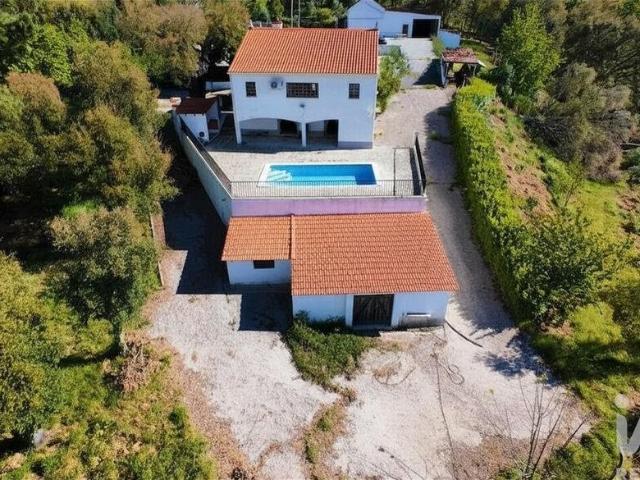 Moradia isolada T5 em Maçãs de Dona Maria de 229 m² 229m² Maçãs De Dona Maria
