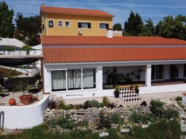 Moradia isolada T5 em Manique do Intendente, Vila Nova de São Pedro e Maçussa de 142 m²