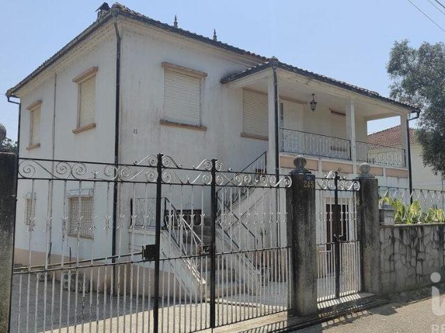 Moradia isolada T5 em São Pedro da Torre de 102 m² 102m² São Pedro Da Torre