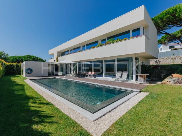 Moradia isolada T6+1 com Piscina, Vista Serra de Sintra