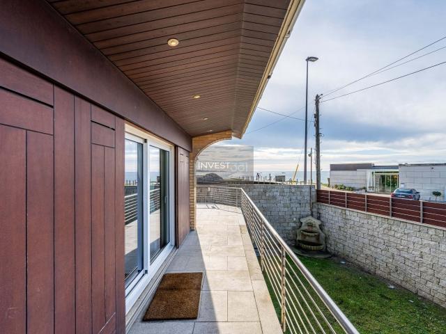 Moradia isolada T6 de Luxo à Beira Mar com Jardim, Matosinhos