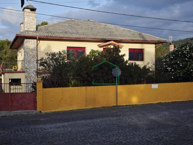 Moradia isolada T6 Moledo
