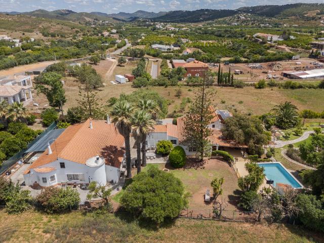 Moradia isolada T7 em Silves de 443 m²