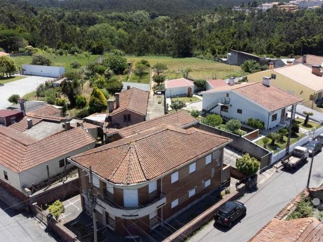 Moradia isolada T7 em Paramos de 232 m² 232m² Espinho