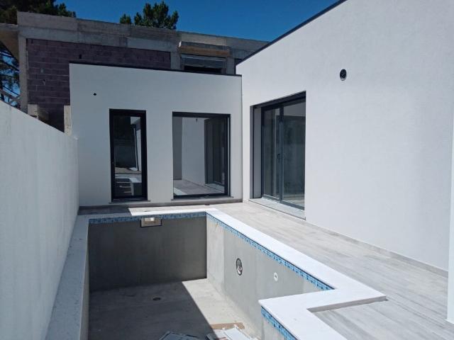 Moradia Isolada Térrea T3+1 Excelentes Áreas 157m² Fernão Ferro