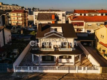 Vilar de Andorinho, Vila Nova de Gaia, Distrito de Porto