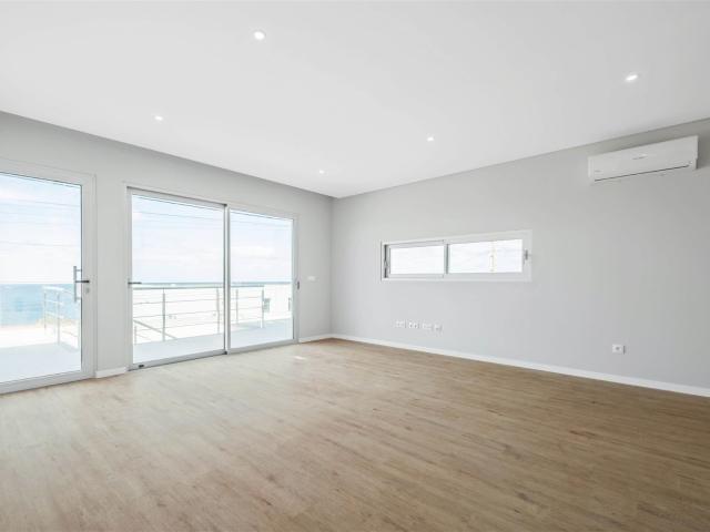 Moradia Isolada V4, Paúl do Mar 250m² Paúl Do Mar