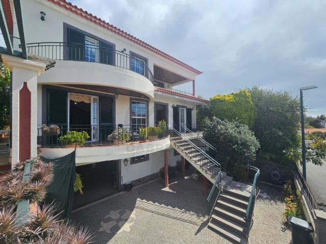 Moradia isolada V4 Quinta do Faial Funchal 261m² Santa Maria Maior Funchal