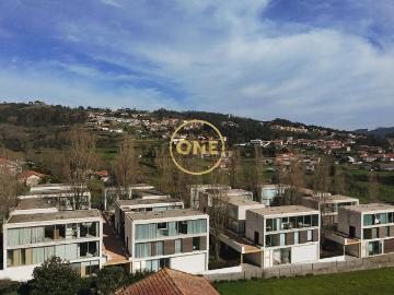 Moradia, Joane