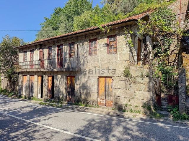 Moradia, Lufrei
