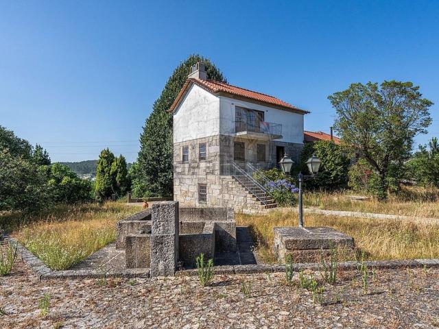 Moradia, Lustosa