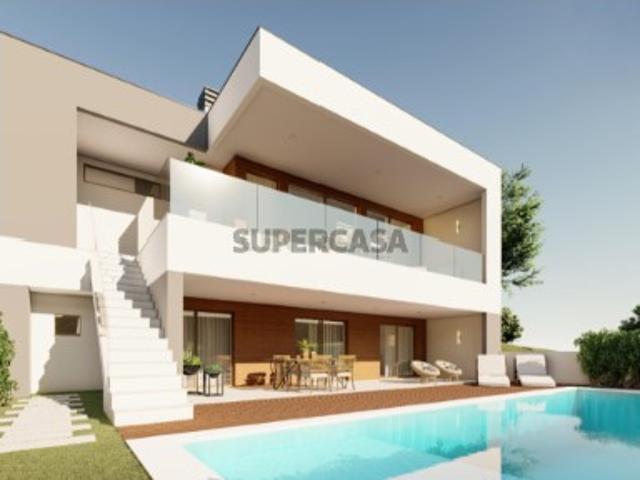 Moradia Luxuosa em Mexilhoeira Grande, Portimão