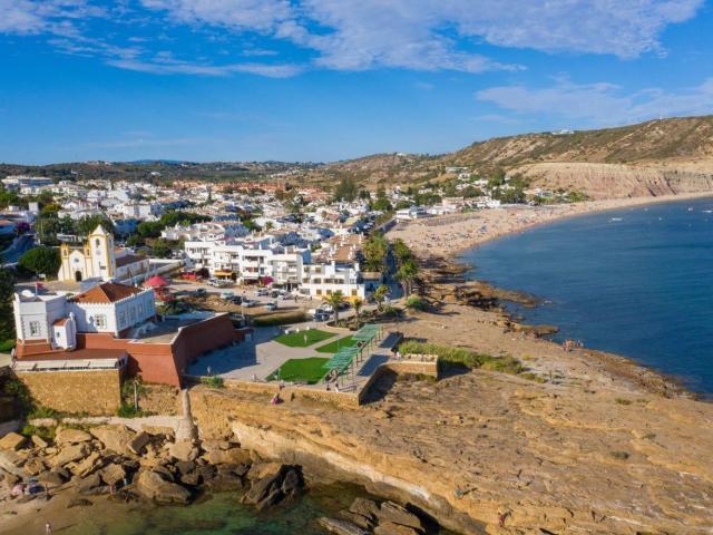 Moradia, Luz