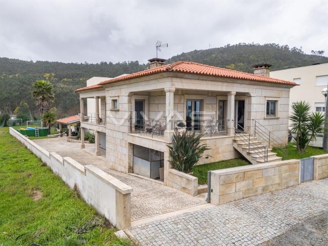 Moradia, Lama