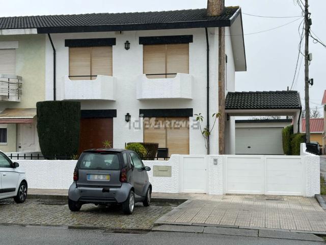 Moradia, Leça do Balio