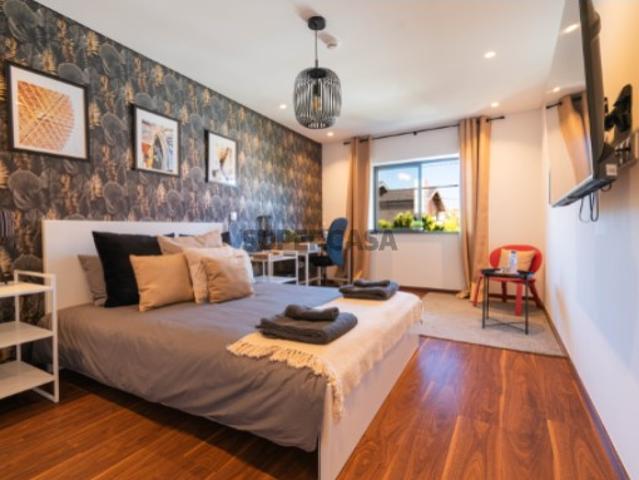 Prédio / Moradia Remodelada | Alojamento Local Ativo | Licenciado | Zona Nobre