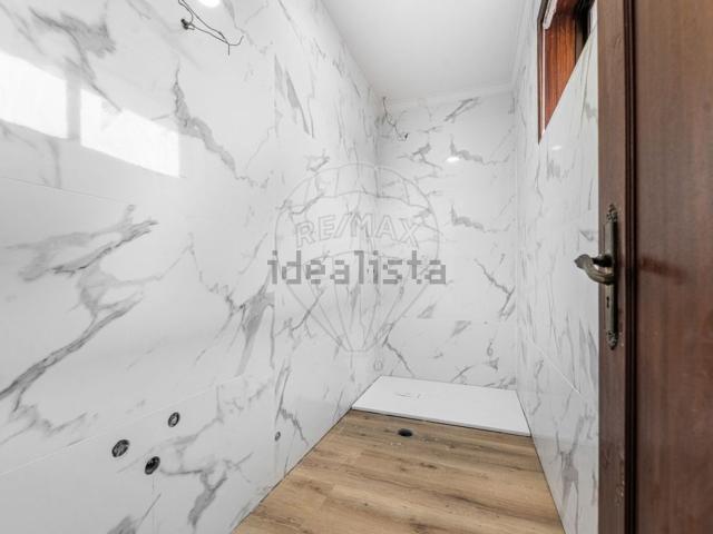 Moradia, Lomar e Arcos