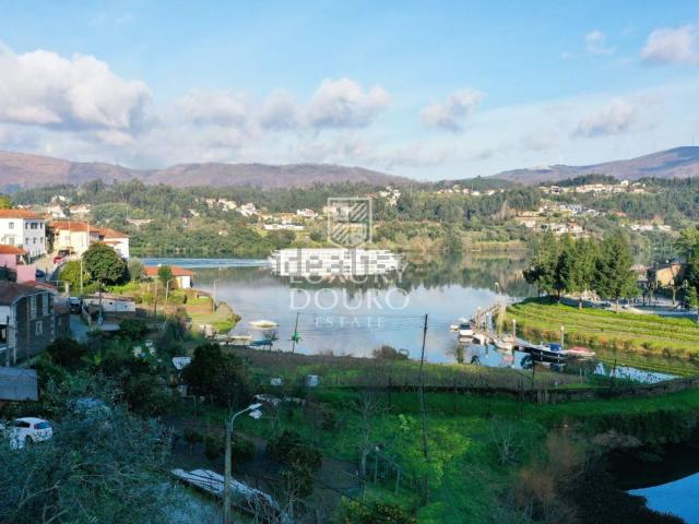 Moradia, Lomba