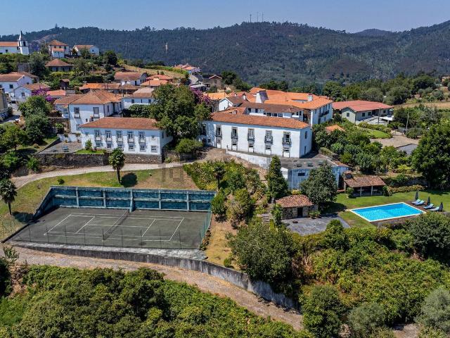 Moradia, Lomba