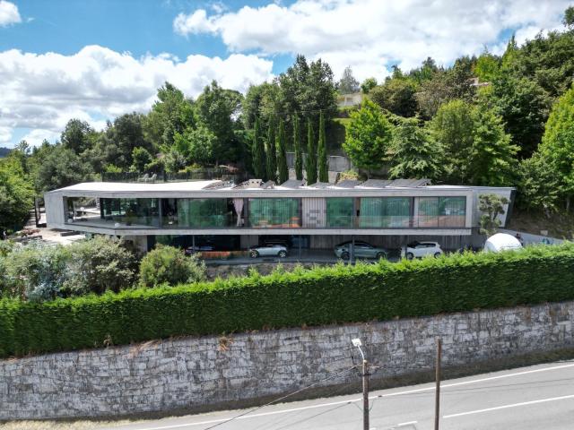 Moradia, Longos