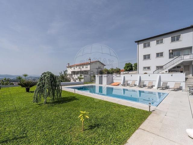 Moradia, Longos