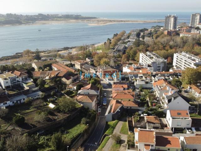 Moradia, Lordelo do Ouro e Massarelos