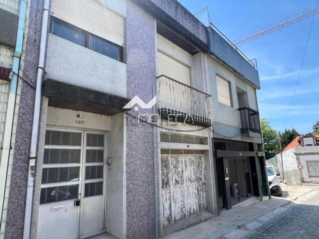 Moradia, Lordelo do Ouro e Massarelos