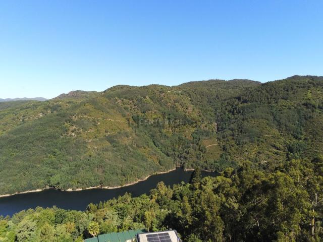 Moradia, Louredo