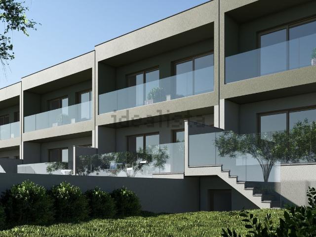 Moradia, Louredo