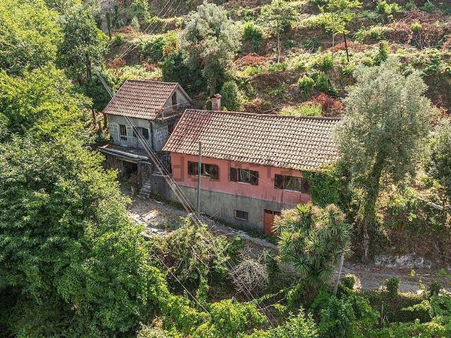 Moradia, Louredo