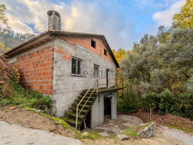 Moradia, Louredo