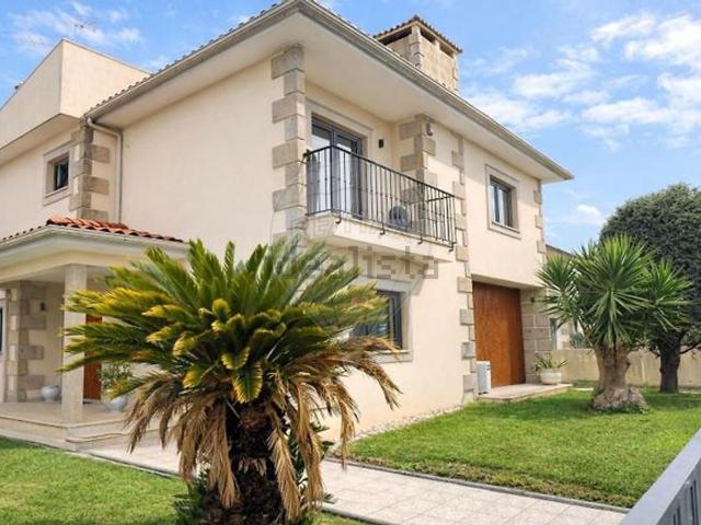 Moradia, Loureira