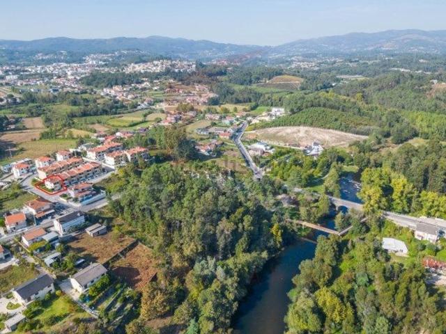 Moradia, Loureira