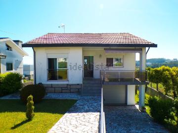 Moradia, Lourosa