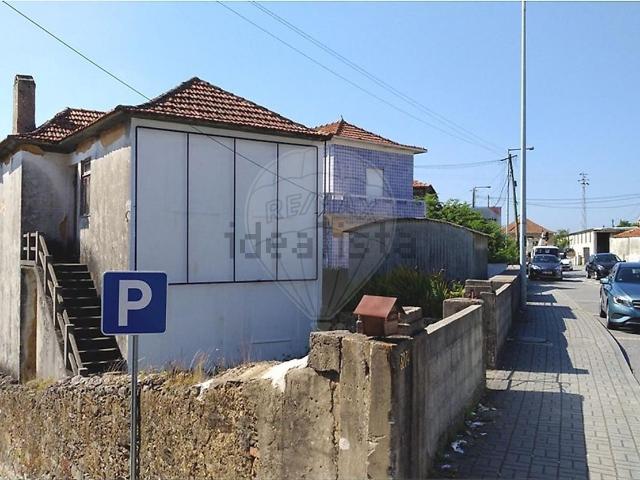 Moradia, Lourosa