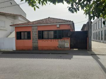 Moradia, Paços de Brandão
