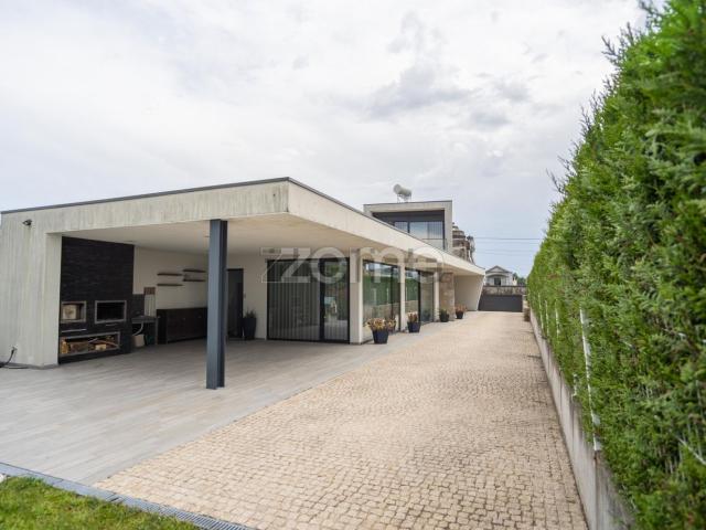 Moradia, Paços de Ferreira