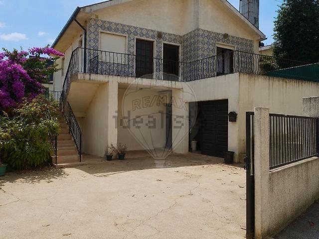 Moradia, Paços de Ferreira