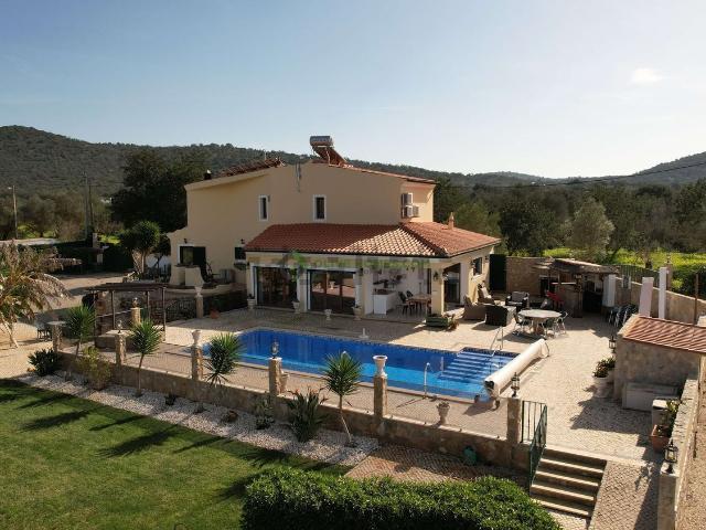 Moradia, Paderne
