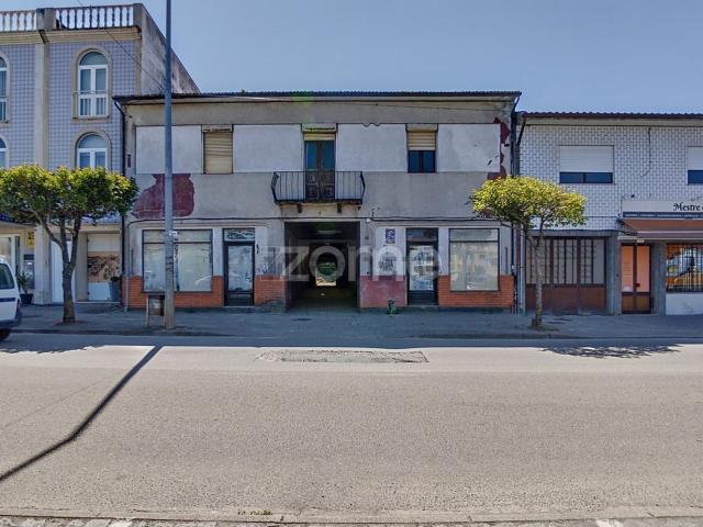 Moradia, Palhaça