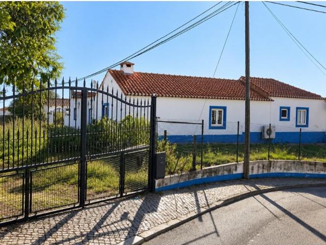 Moradia para Investimento com Renda de 1.000 €/Mês | Cadafais, Alenquer