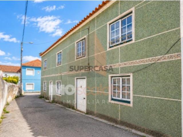 MORADIA PARA REABILITAÇÃO EM SALIR DO PORTO