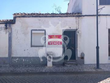 Moradia para reabilitar Serpa