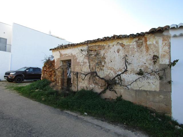 Moradia para reconstruir