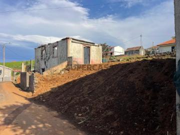 Moradia para reconstruir com Terreno na Ponta de Pargo